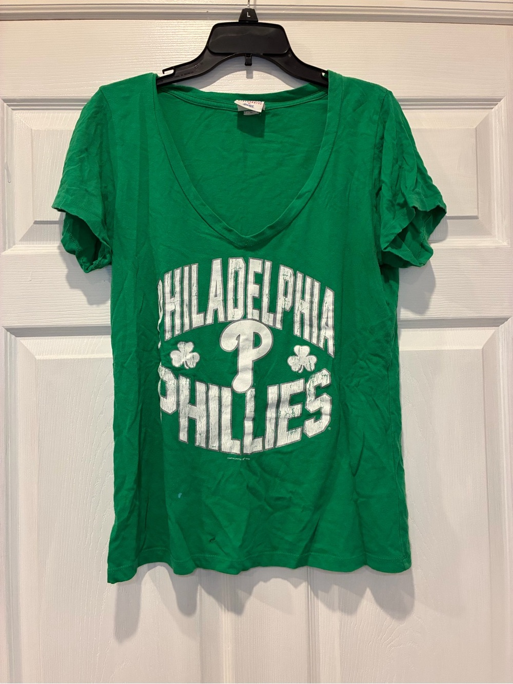Philadelphia Phillies Women's Green V-Neck Tee Shirt